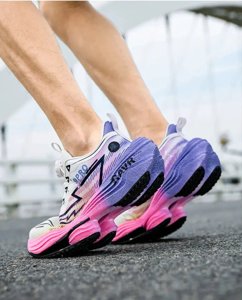 Men's running shoes by Simples Market, gradient white to pink–purple, cushioned midsole with non-slip outsole