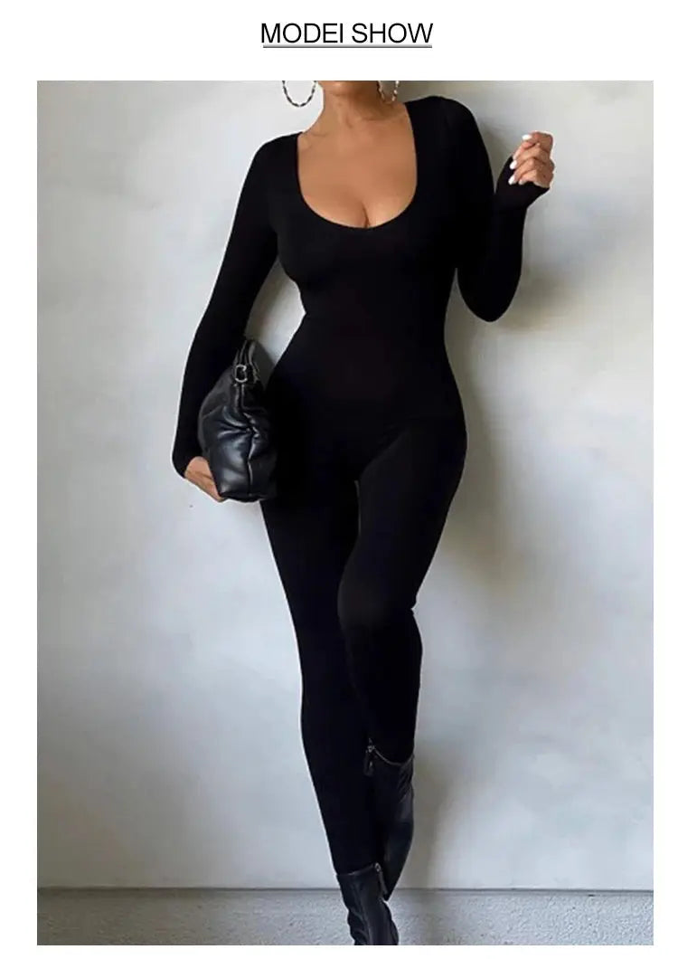 Simples Market women's black long-sleeve skinny jumpsuit with deep V-neck