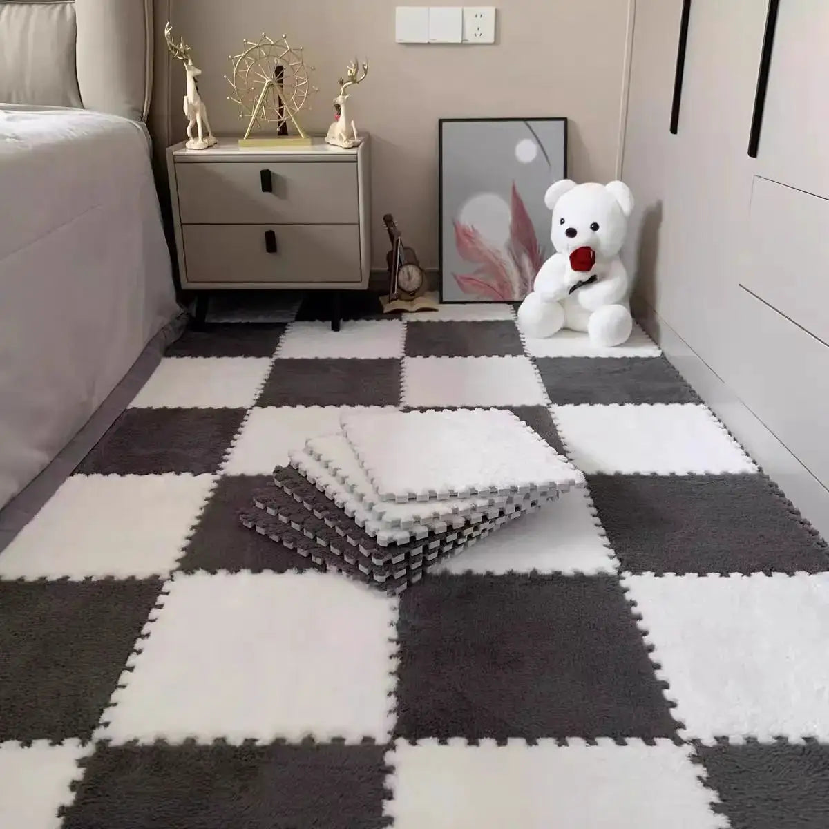 10-piece plush puzzle foam floor mats, 30x30cm, gray and white interlocking tiles by Simples Market