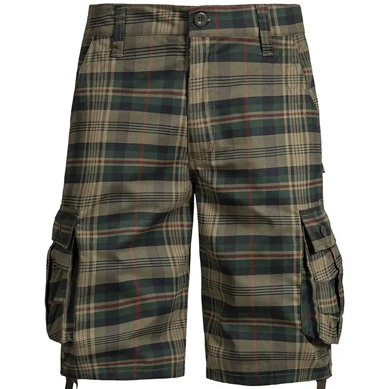 Simples Market men's plaid cotton cargo shorts in green and tan, with side cargo pockets and a loose knee-length fit.