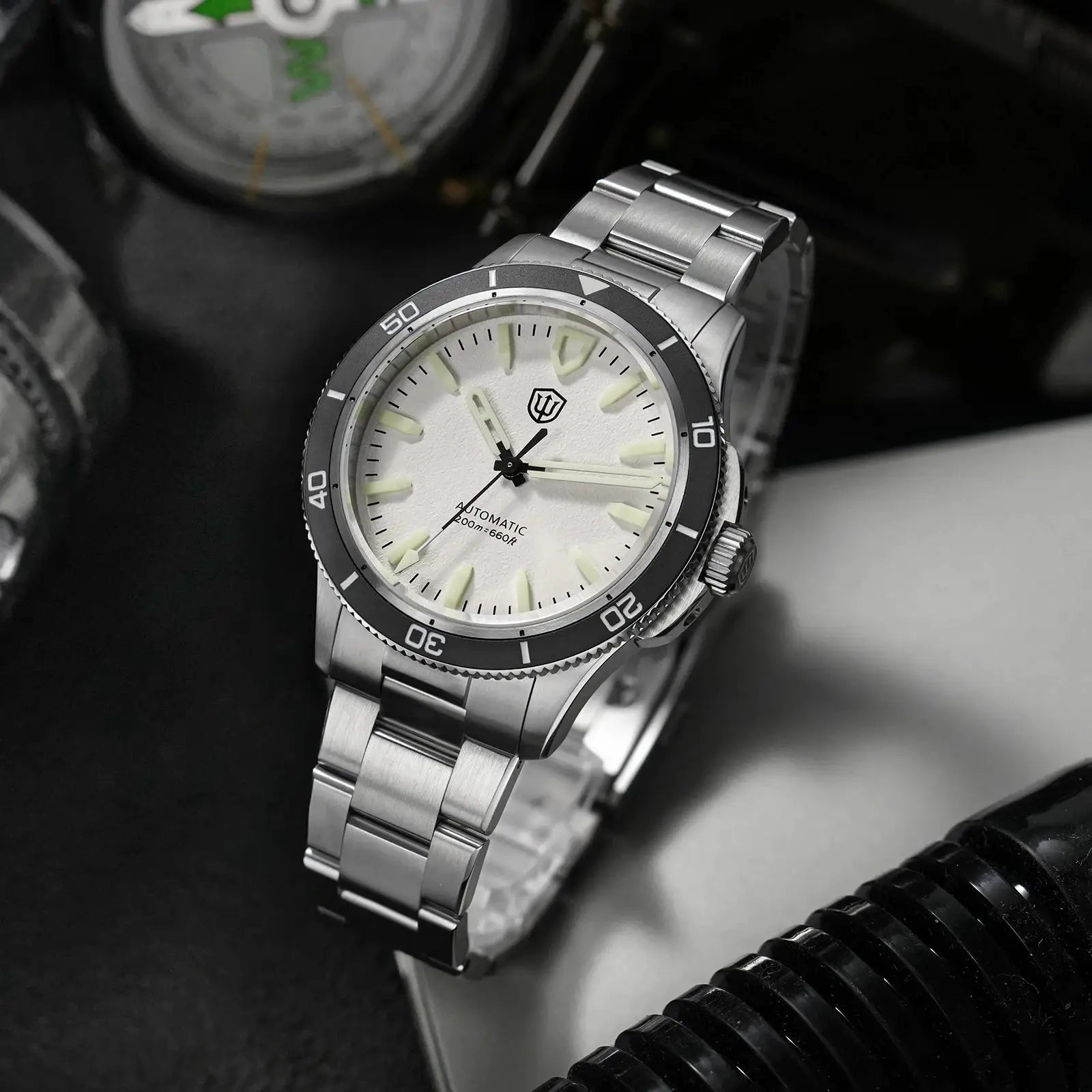 Watchdives Premier WD0019 automatic watch, stainless steel bracelet, white dial, ceramic bezel, 200m water resistant