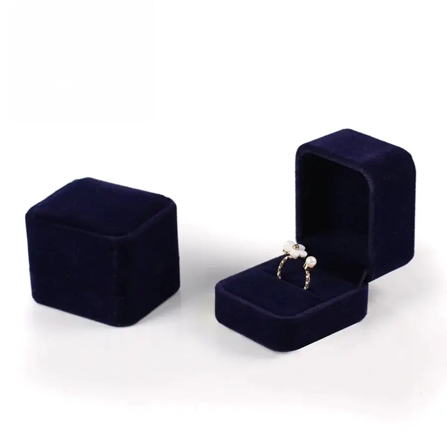 Small Velvet Proposal Ring Box For Engagement Gift Keepsake Case Jewelry Packaging Box For Wedding