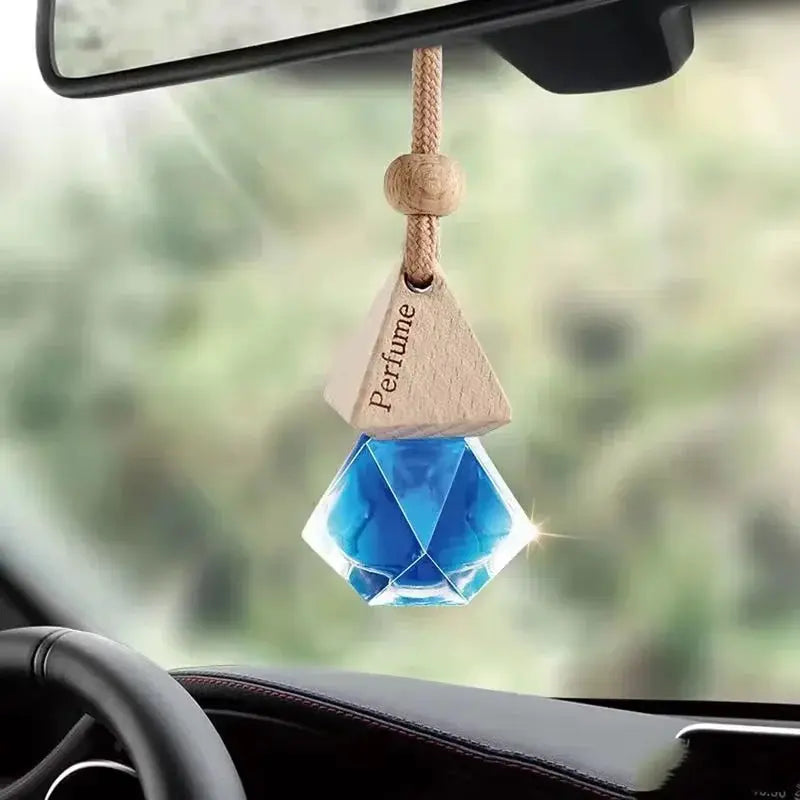 Auto Aromatherapy Fragrance Pendant Bottle Diffuser Car Hanging Glass Crystal Ornament For Home And Vehicle