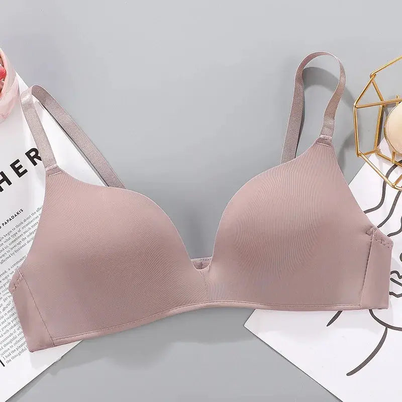 Simples Market women's seamless wireless bra in soft pink, breathable molded cups