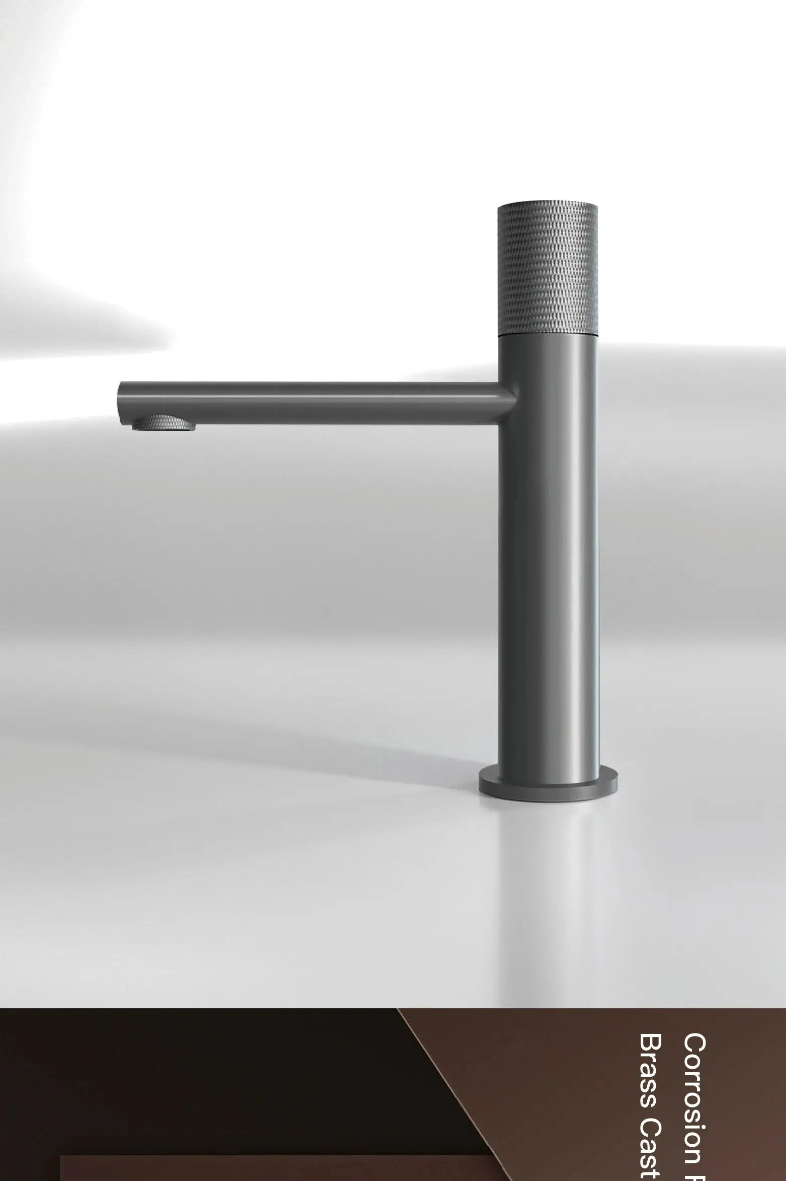 Brass Black bathroom faucet by Simples Market with cylindrical vertical body and horizontal spout