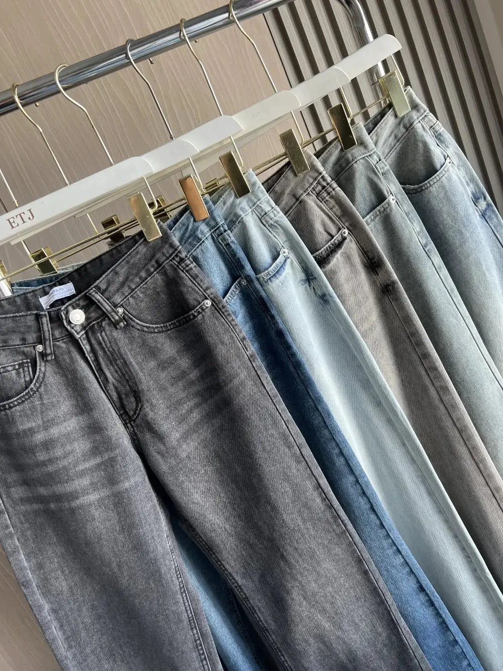 Z1975 Straight Leg Jeans For Women Y2K Classic Wash 2025 ETJ