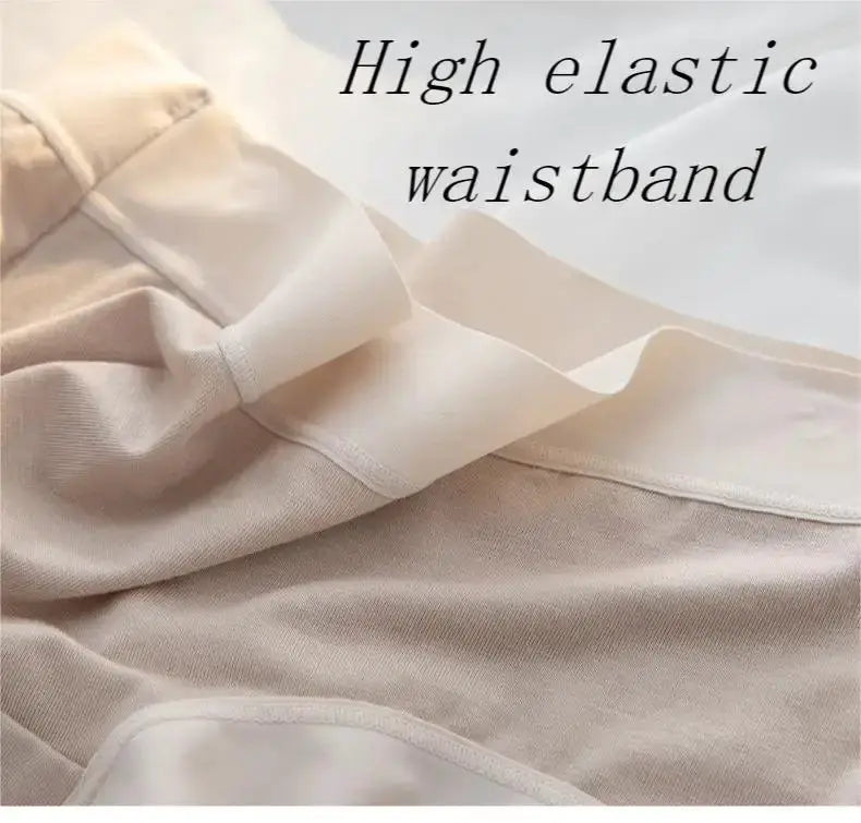 Panties in beige modal with seamless design and high-elastic waistband