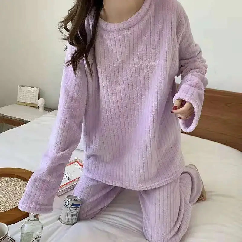 VelvetEase Winter Womens Pajamas Homewear Set Padded Coral Velvet For Extra Warmth