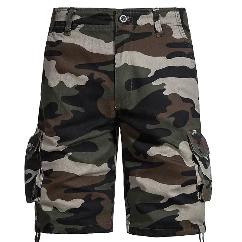 Men's camouflage cargo shorts in cotton with side pockets, casual outdoor wear