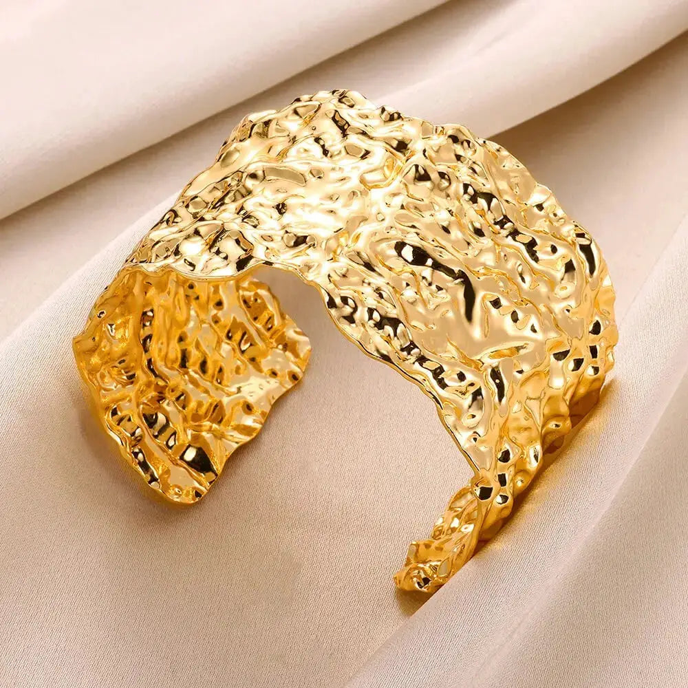 Exquisite Classic Bump Pattern Open Bangle Cuff Bracelet For Women Gold Color Stainless Steel Hand Ornament Gift