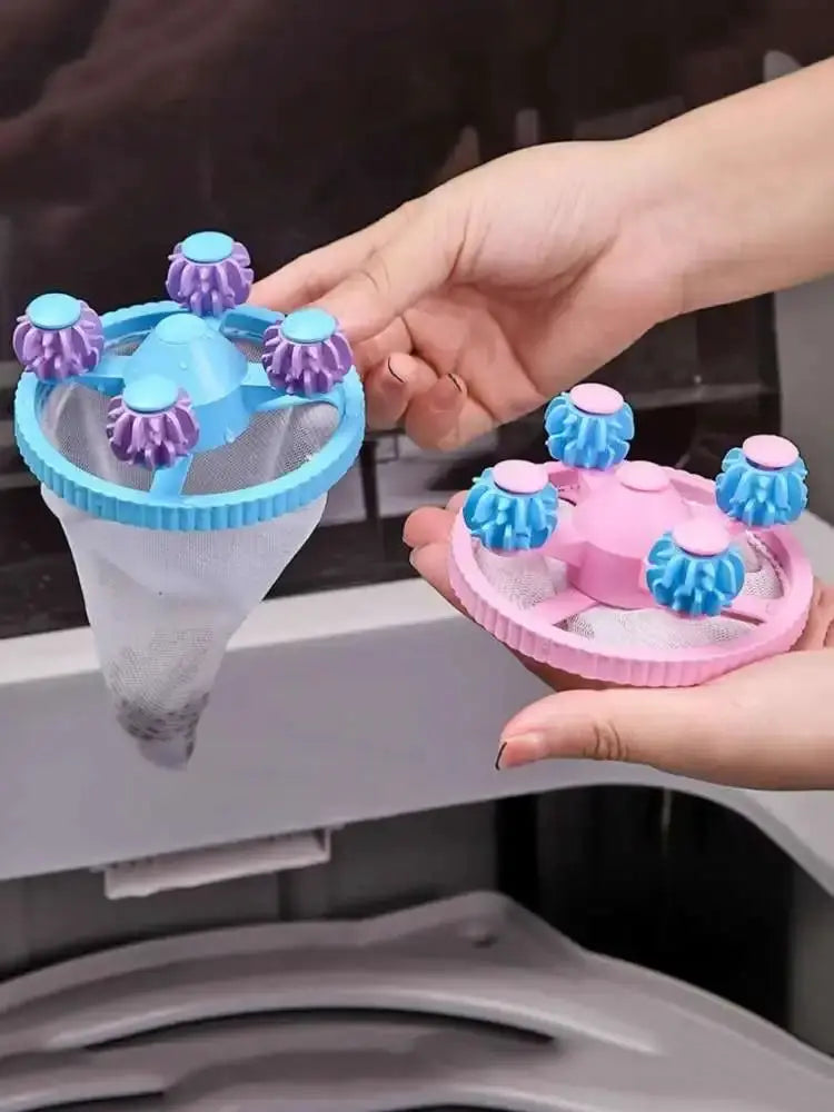 Washing machine filter bag set by Simples Market with blue and pink mesh lint catchers and rotating balls 2-pack
