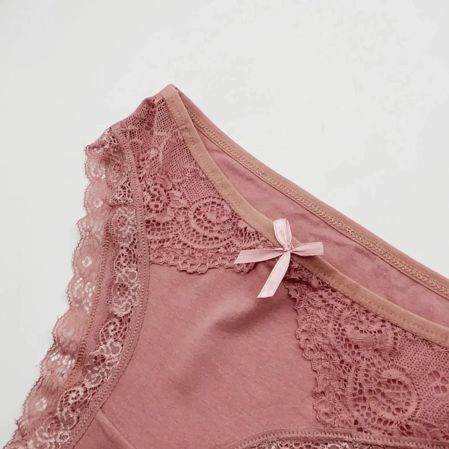 5-piece pink low-rise lace panties set with bow detail for women