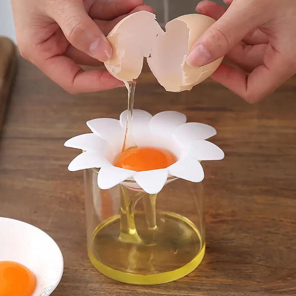 Flower Design Egg Separator For Egg White And Yolk Cute Kitchen Gadget Egg Extractor For Baking