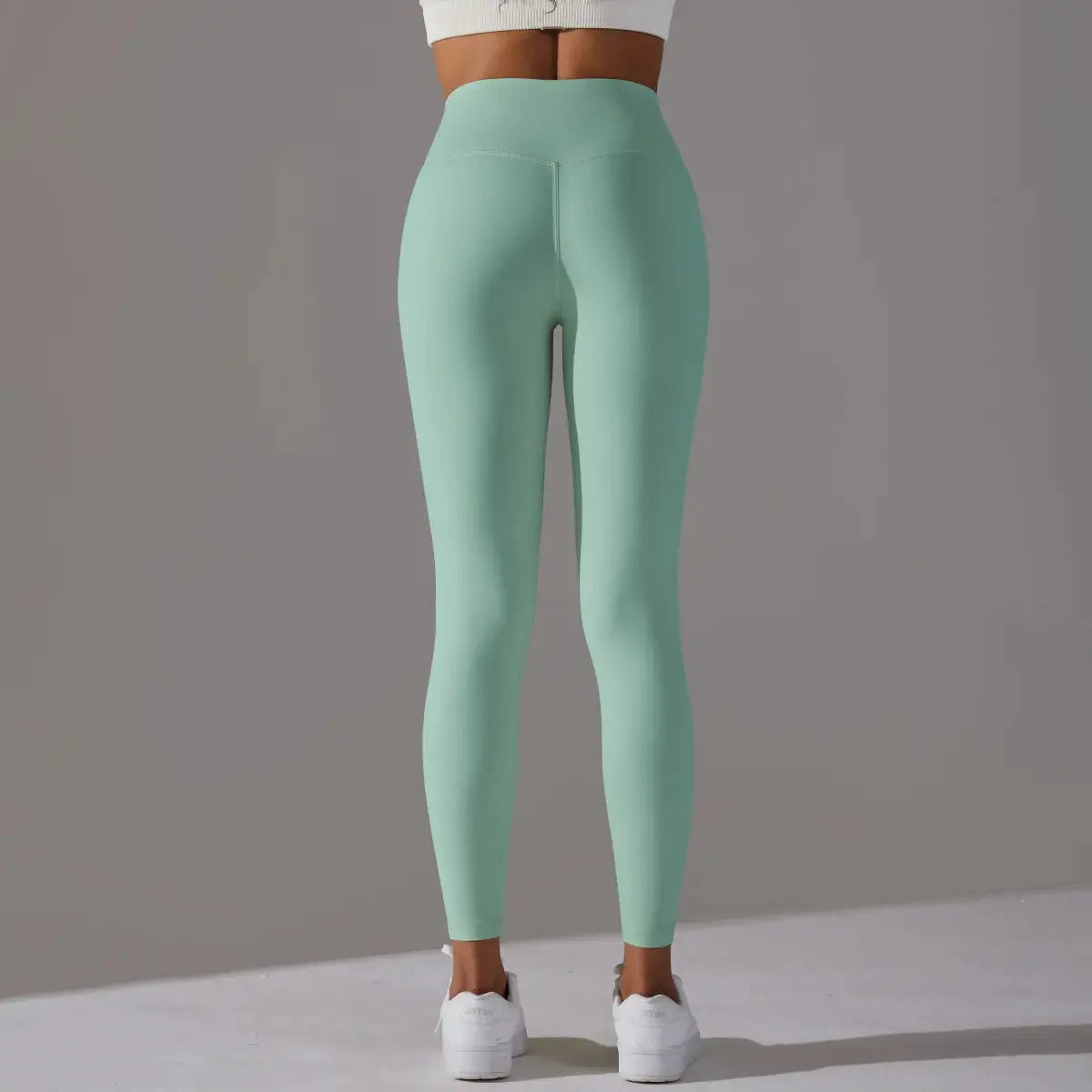 Simples Market high-waist naked-feeling leggings in mint green for women; fitness, yoga, gym pants