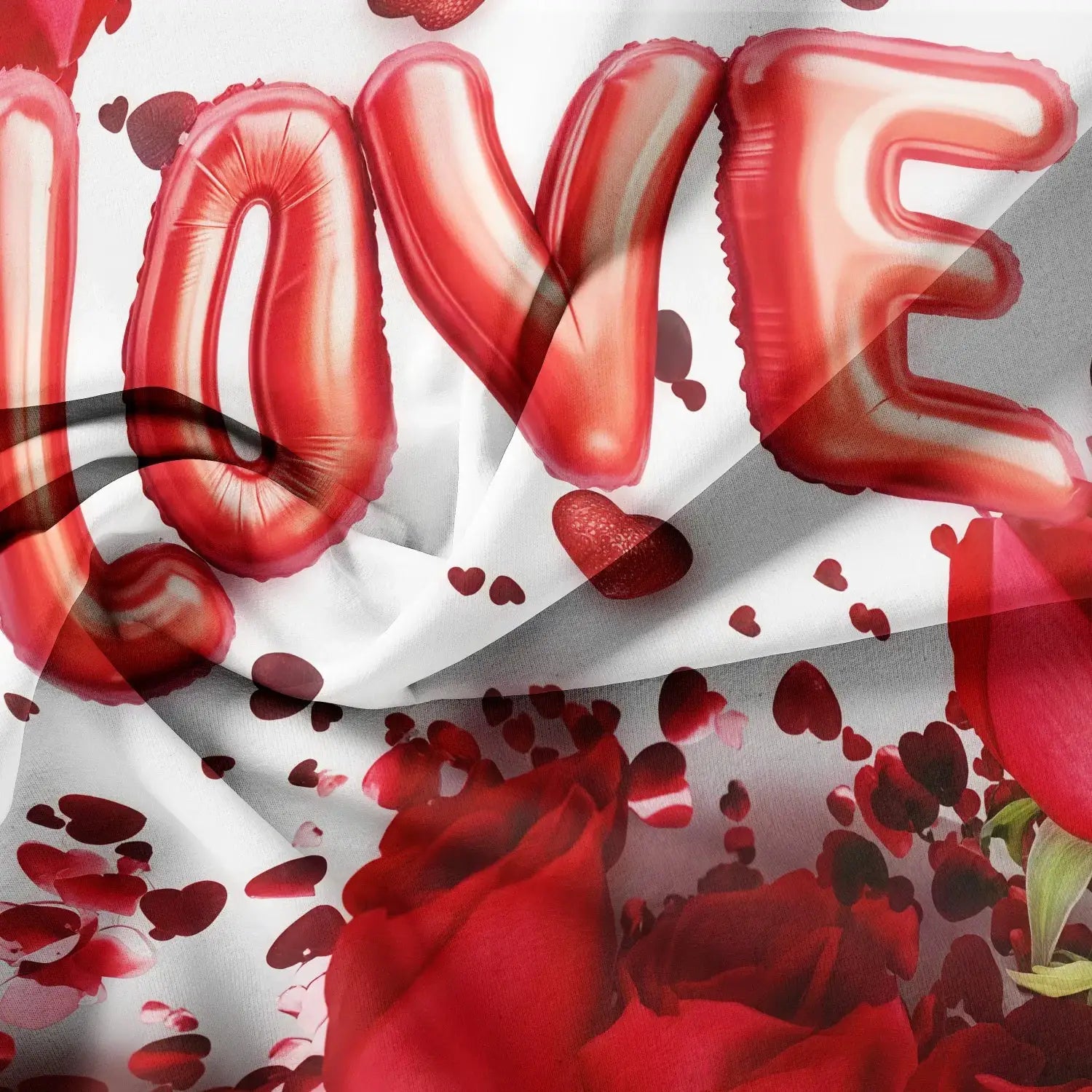 3-piece bedding set with red rose love-letter pattern; includes duvet cover and 2 pillowcases
