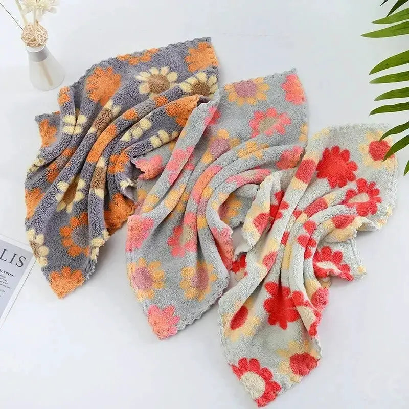 4Pcs coral fleece kitchen cleaning cloths, soft absorbent with floral sunflower pattern, 30x30cm