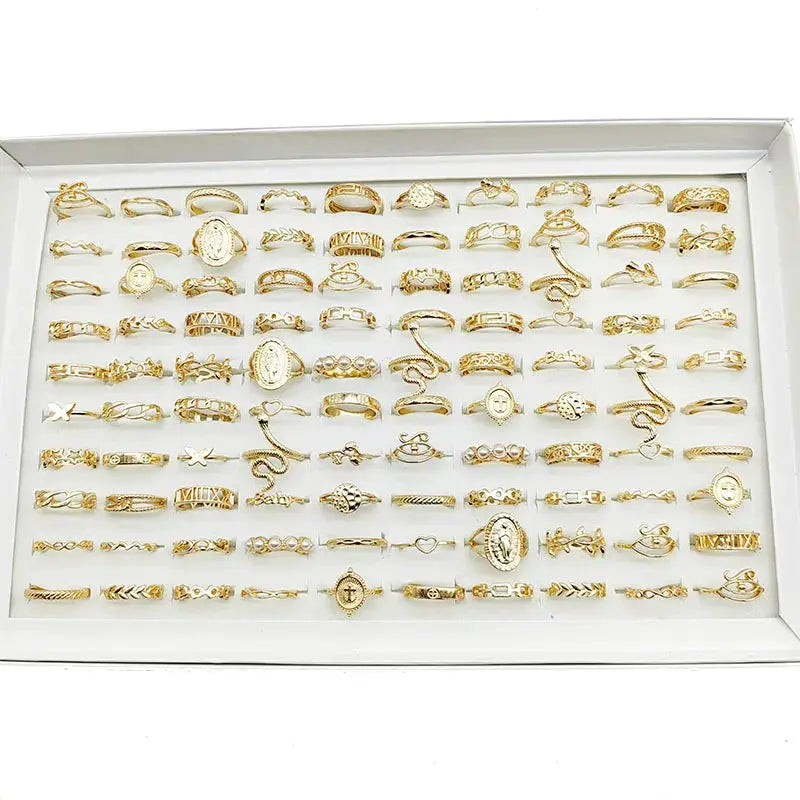 30-piece gold-tone finger rings set for women by Simples Market featuring butterfly, pearl, star and snake designs