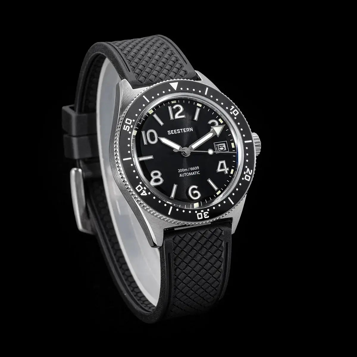 Seestern Diver watch, black dial, luminous hands, stainless steel case, black rubber strap, 200m water resistant