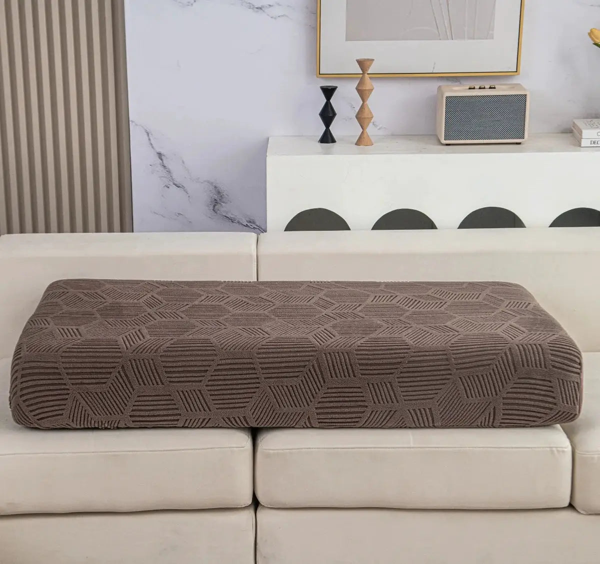Peism jacquard stretch sofa cushion cover by Simples Market, brown geometric pattern, pet-friendly