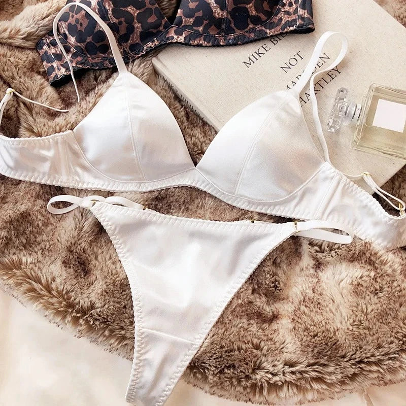 Summer Women Wireless Bra And French Bralette Thong Set Triangle Cup