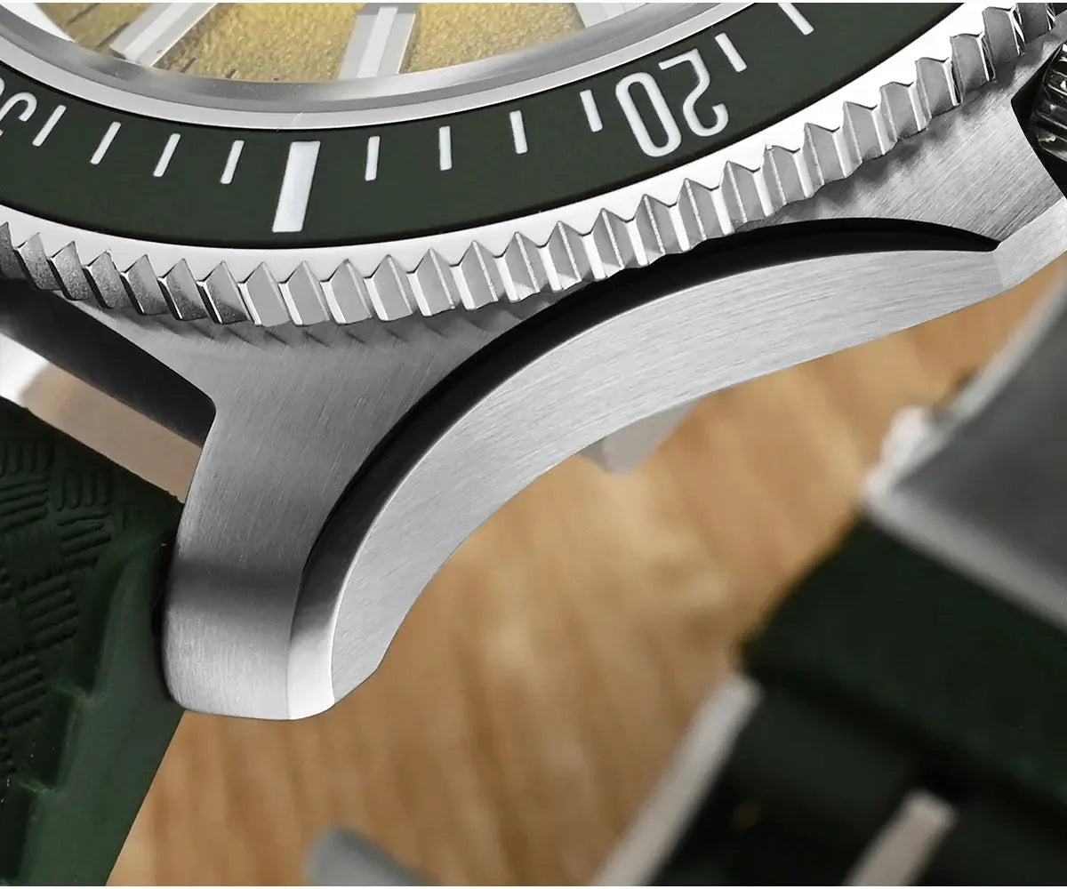 San Martin 40mm dive watch with green bezel, green rubber strap, stainless steel case, NH35 automatic, 200m