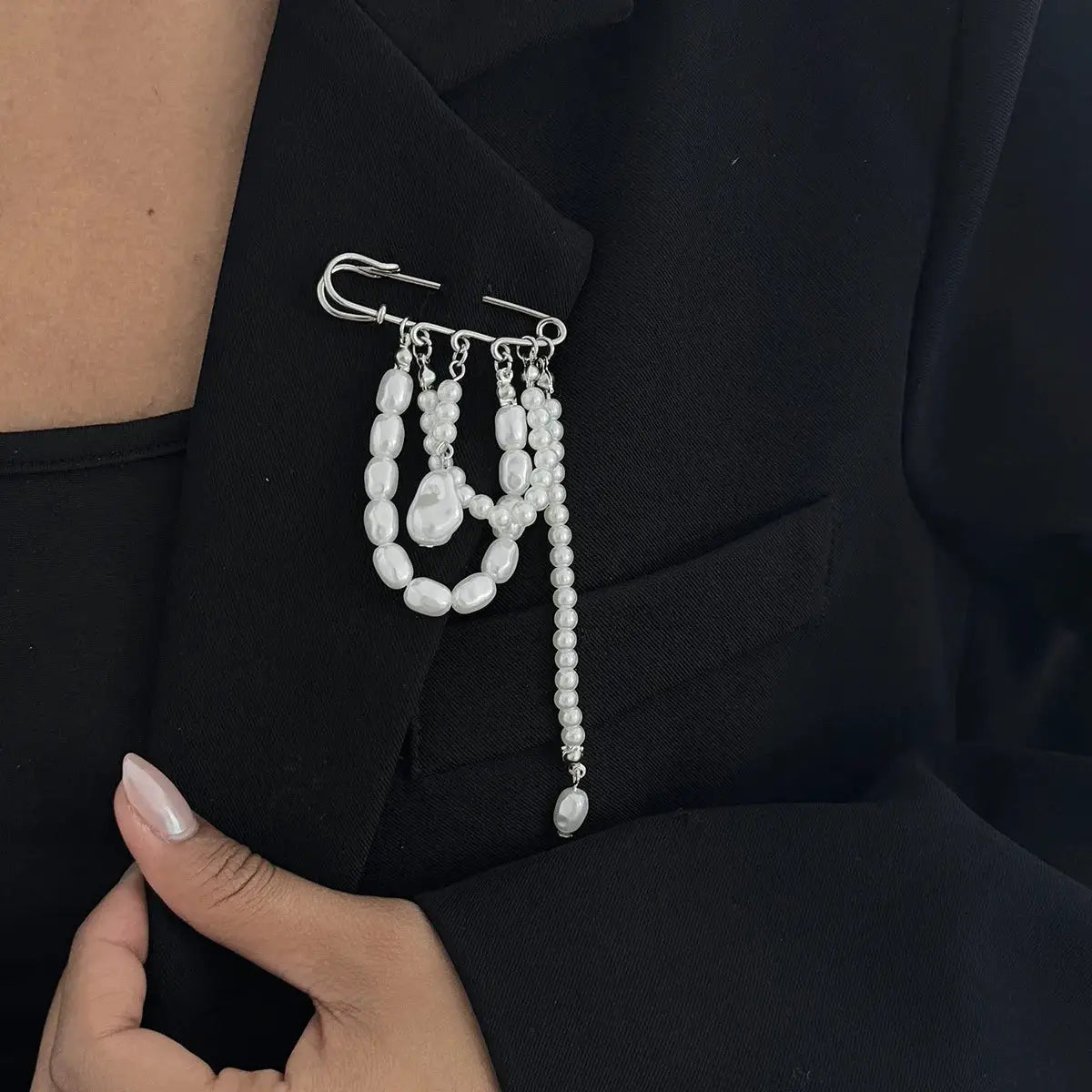 Retro Sweet Imitation Pearl Metal Chain Anklet With Tassel Pendant 2025 Creative Girl Fashion Jewelry