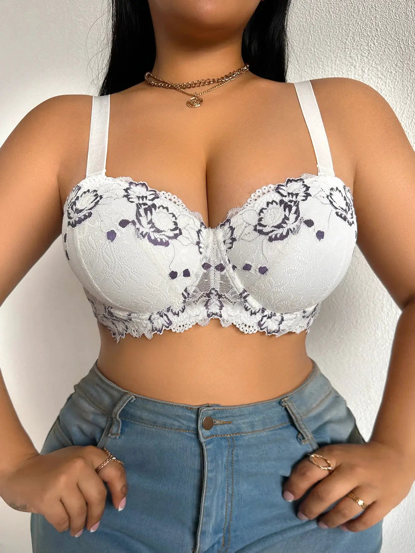 Simples Market lace-embroidered push-up bra, white with gray floral embroidery, plus-size underwire and wide straps