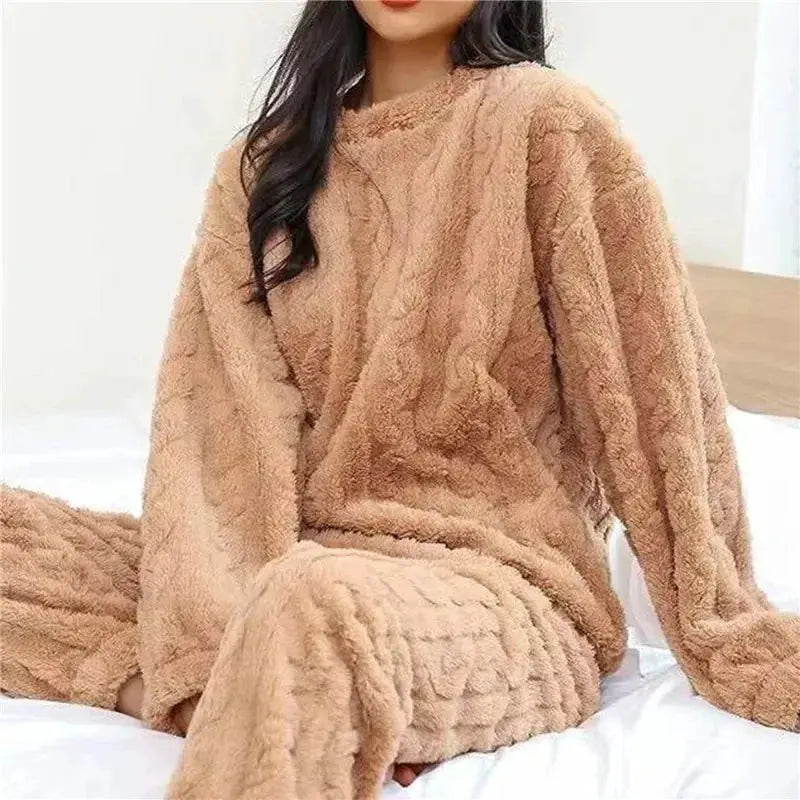 VelvetLuxe Soft Coral Velvet Jacquard Pajama Set With Ultra Warm Fleece Lining For Women Winter Comfort