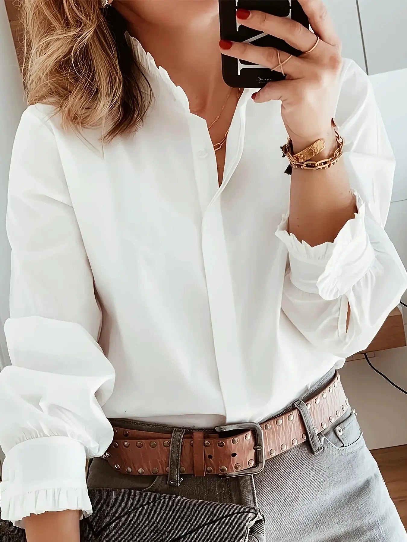 Temperament loose white long-sleeve blouse by Simples Market, casual elegant top