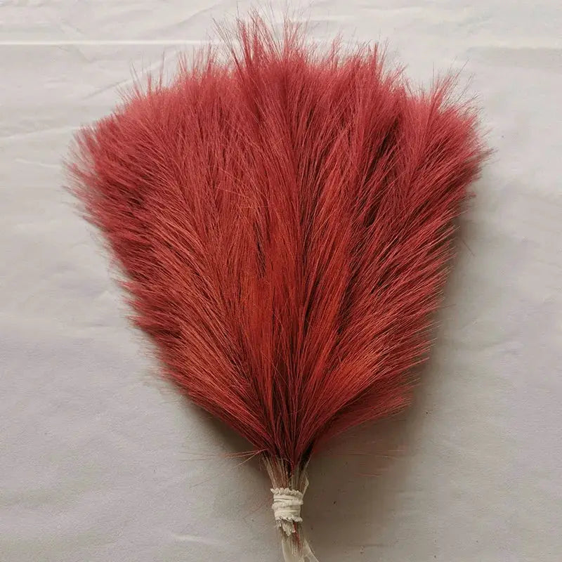 Artificial red pampas grass bouquet, fluffy boho reed decor for party, home or wedding