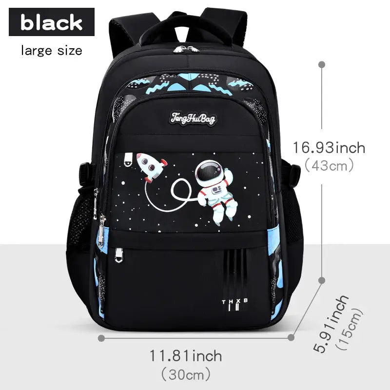 Astronaut-themed black school backpack for boys, large size by Simples Market with rocket print.