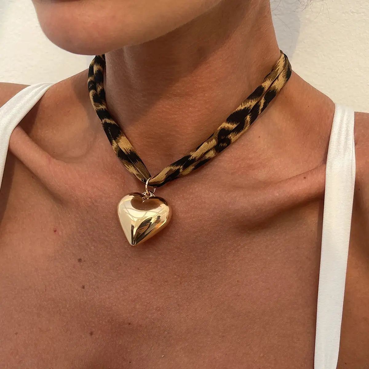 Ingemark 7 Styles Ethnic Multilayer Velvet Chain Necklace For Women 2025 New Fashion Metal Conch Starfish Heart Pendant