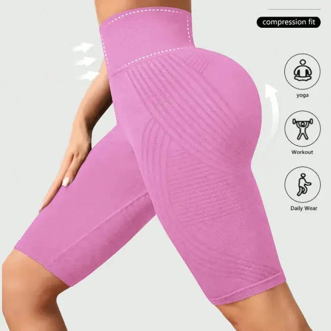 High-waisted seamless yoga shorts by Simples Market, pink knitted stretch compression hip-lift