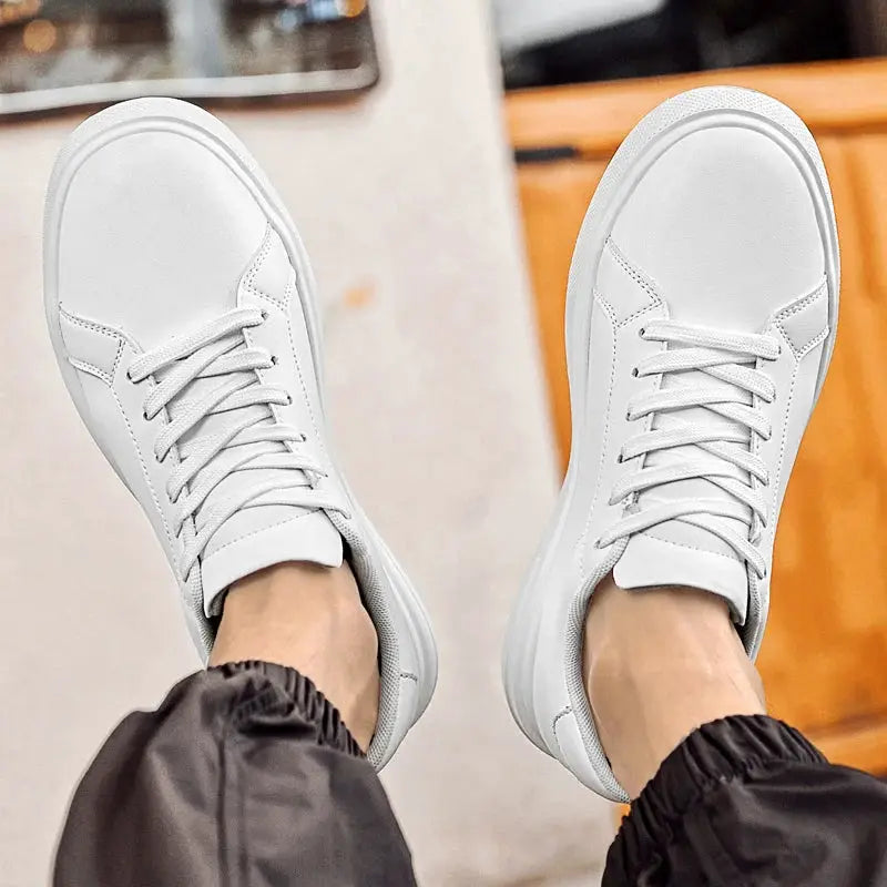Men's white leather elevator sneakers with lace-up design and 6–10 cm height-increase insoles, Simples Market
