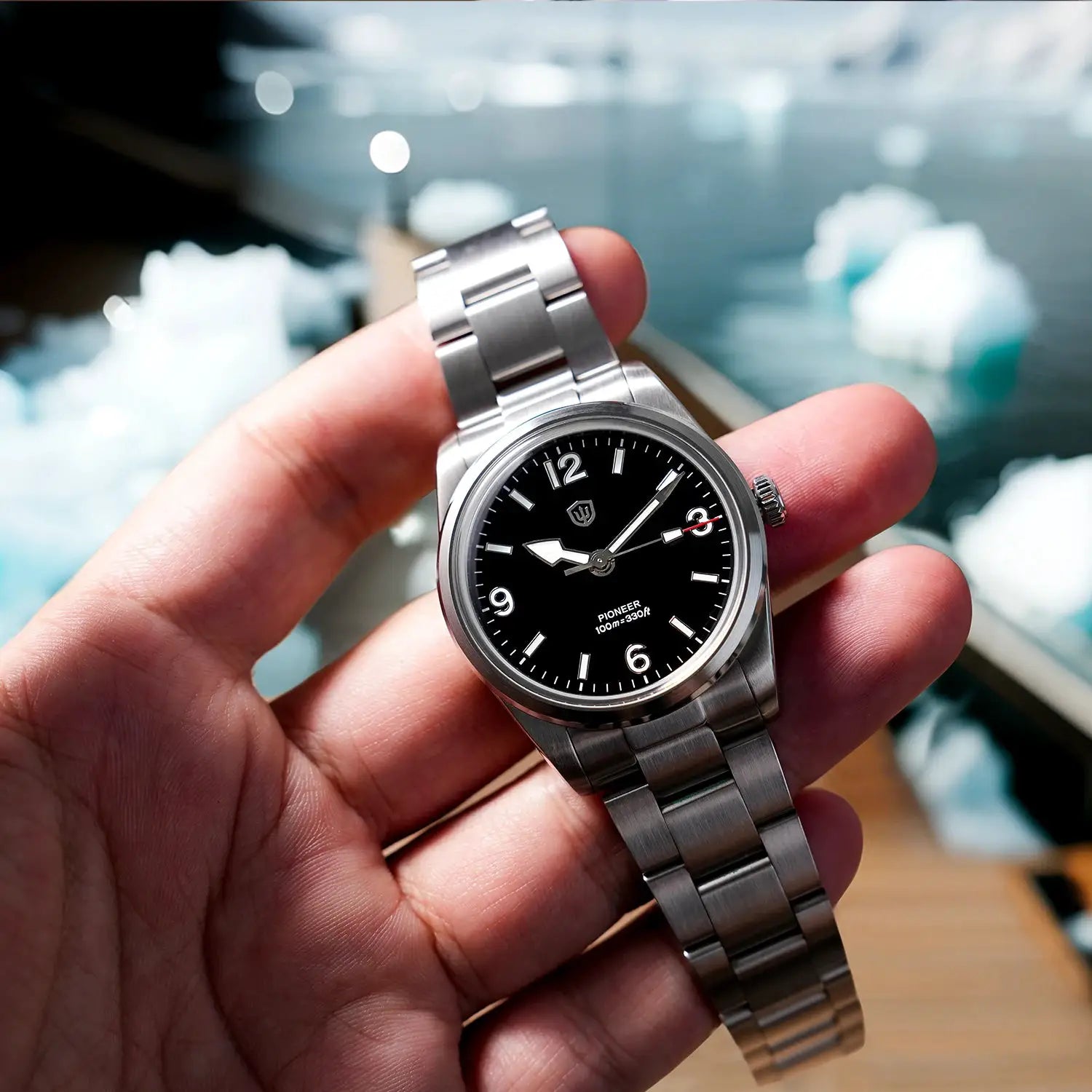 Watchdives WD1960S V2 stainless steel wristwatch with black dial and sapphire crystal by Simples Market