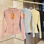 AeroFlex Ladies Slim Fit Zip Sports Jacket With Breathable Warmth For Cold Weather Workouts
