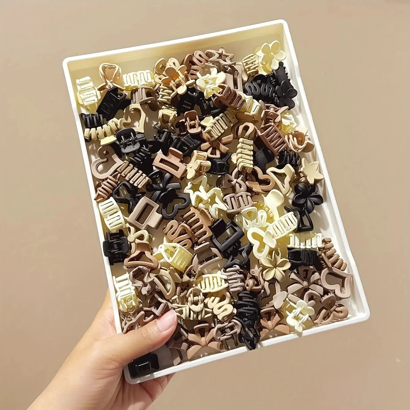 Beige Bloom Geometric Pattern Small Hair Clips Pack Lightweight Cute Girl Accessories For Everyday Use