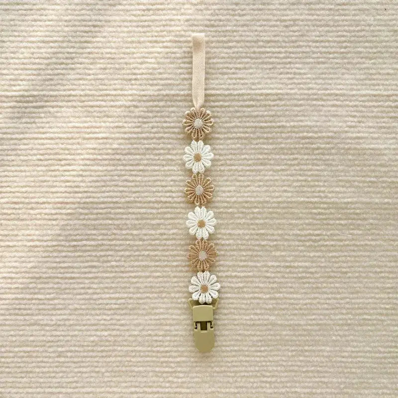 Little Daisy Baby Pacifier Clips and Chain Nipple Holder For Toddlers Girls Baby Shower Gift Baby Accessories