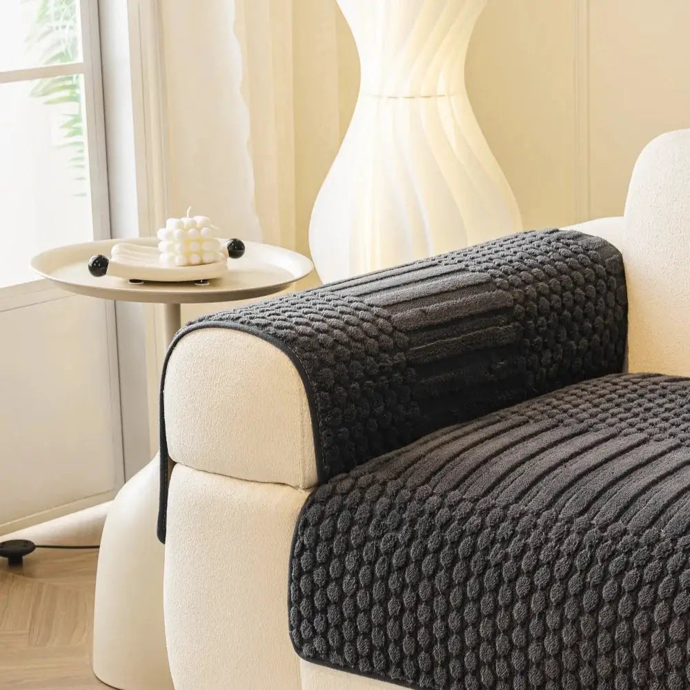 Thick fleece sofa cover by Simples Market, charcoal geometric jacquard, anti-slip couch protector