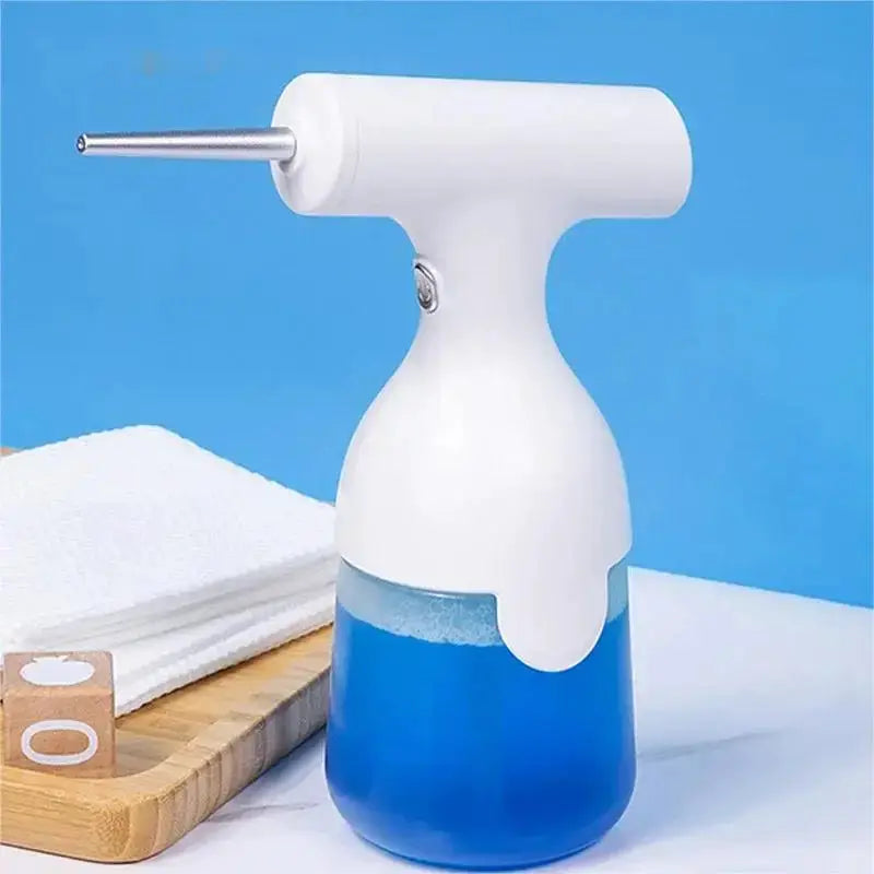 HOMEFISH electric foam dispenser gun by Simples Market; white plastic pump with blue liquid reservoir.