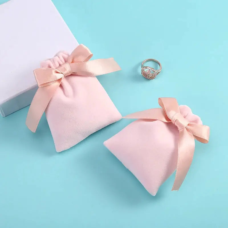 10Pcs Pink Velvet Drawstring Jewelry Pouches 7x9cm Storage Bags For Earrings Rings Necklaces Bracelets Wedding Gift