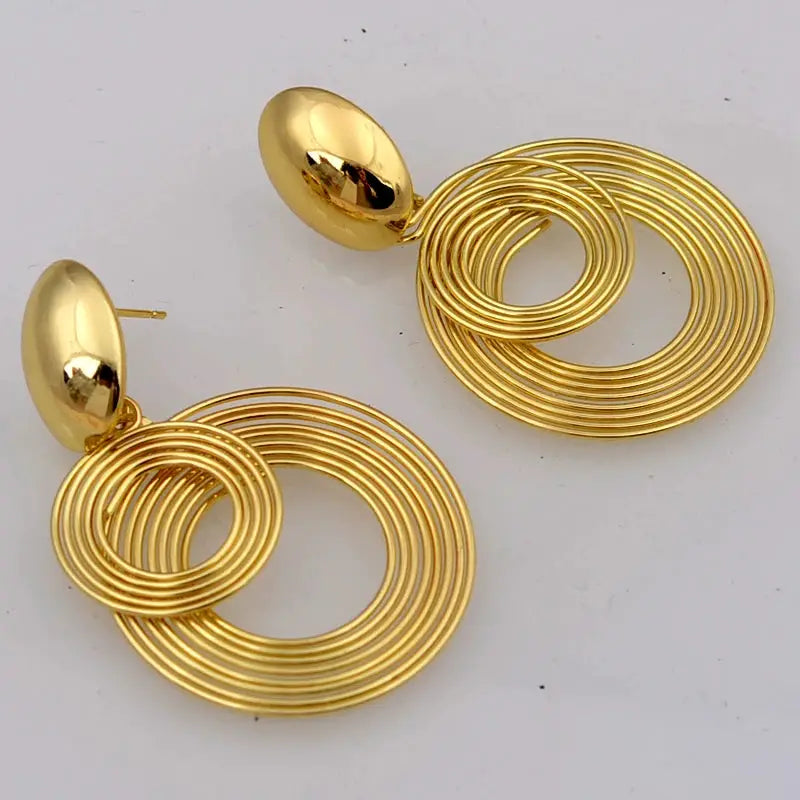 Gold-tone large round hoop earrings, pair with stacked concentric rings, post back, Simples Market