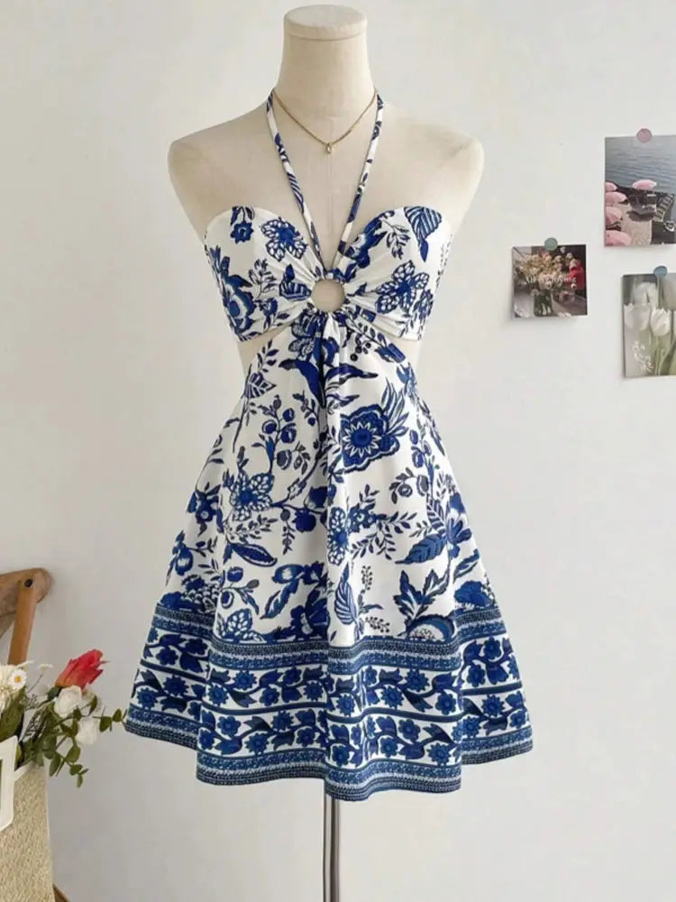 AzureVoyage Romantic Floral Print Halter Neck Dress Flattering A Line Silhouette For Effortless Vacation Style