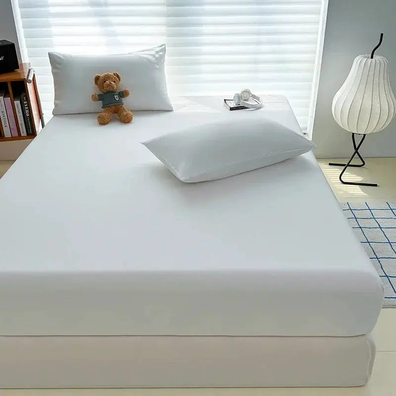 Washed fitted sheet with elastic bands; non-slip mattress cover for 90x200/150x200/180x200 beds, white, Simples Market