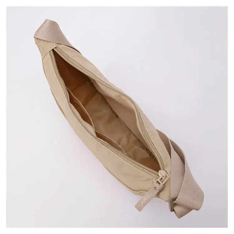 Nylon crossbody bag with zipper, beige crescent-shaped dumpling bag, large capacity
