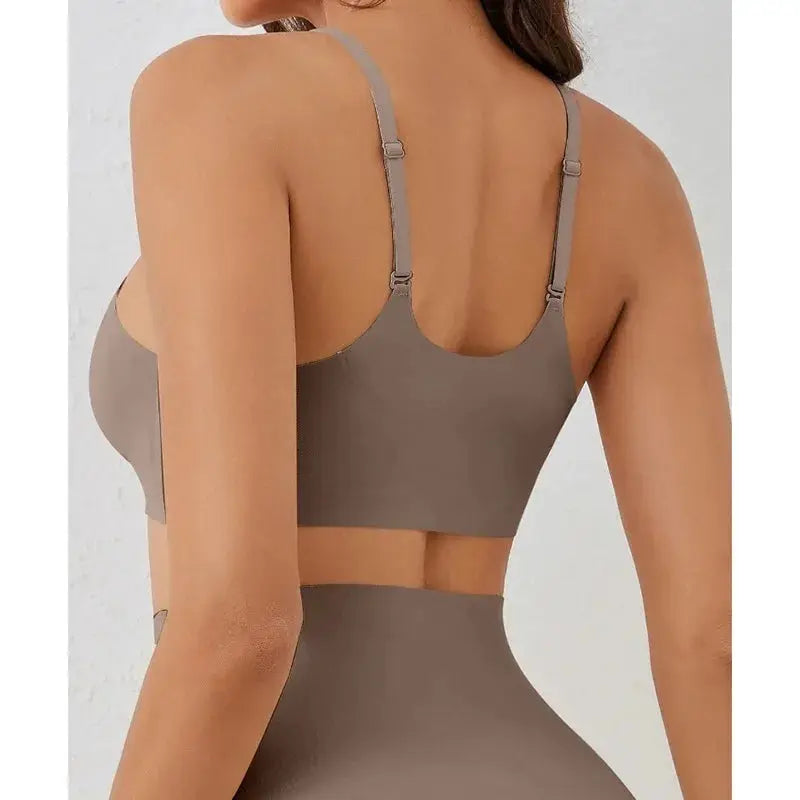 Simples Market seamless taupe bra with adjustable straps and matching high-waisted underwear