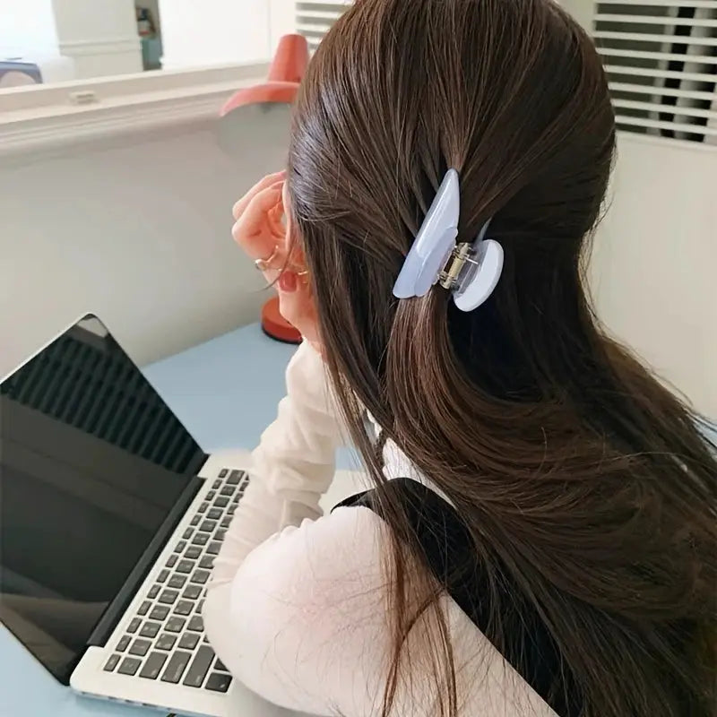 Elegant Acetate Hair Claw Clip Shark Clip For Medium Hair Secure Hold And Stylish Accessory