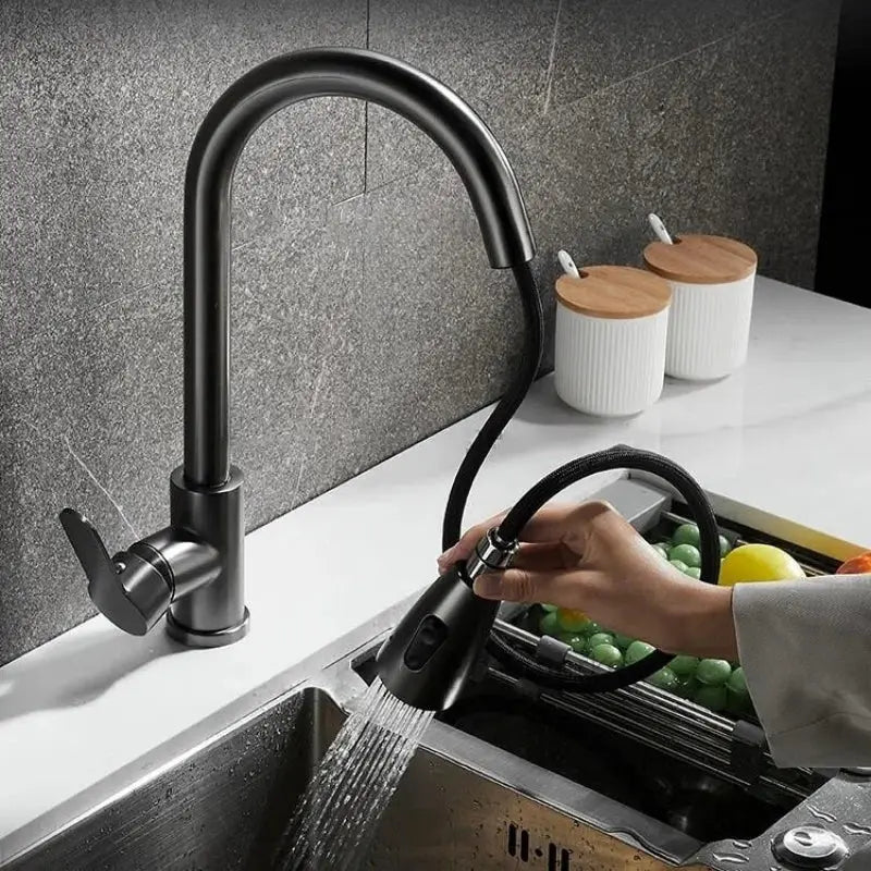 Simples Market black pull-out kitchen faucet with flexible spray hose and lever handle