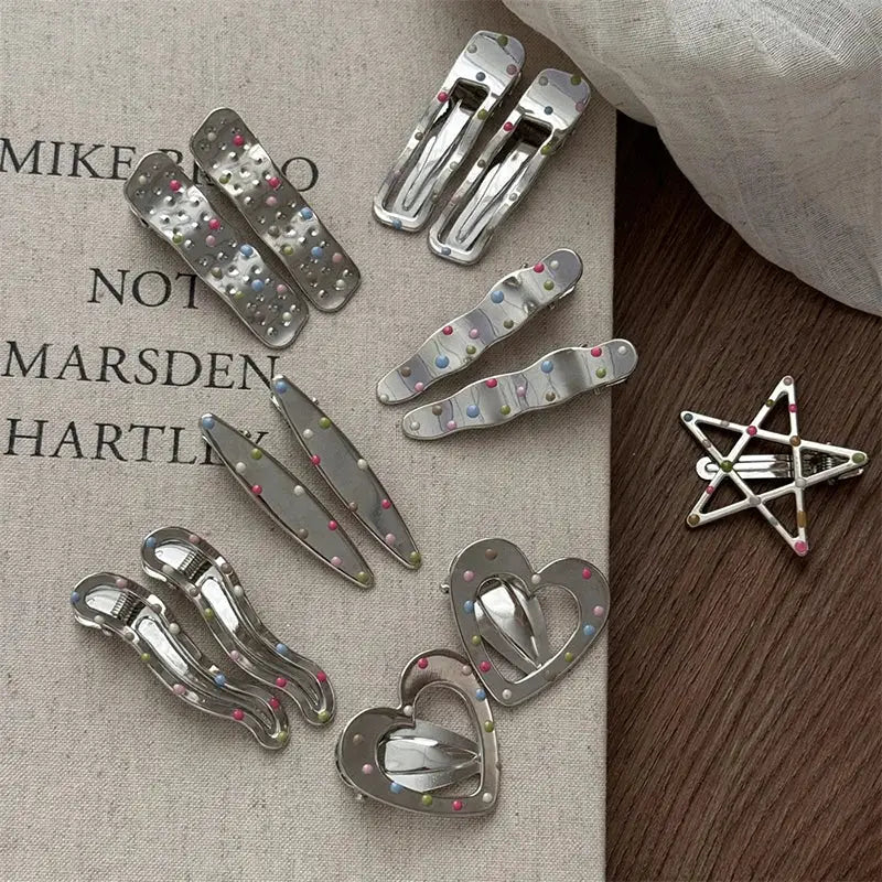 Silvery Y2K Metal Duckbill Hair Clip For Side Bangs And Everyday Glamour Retro Inspired Fashion Accessory For Women