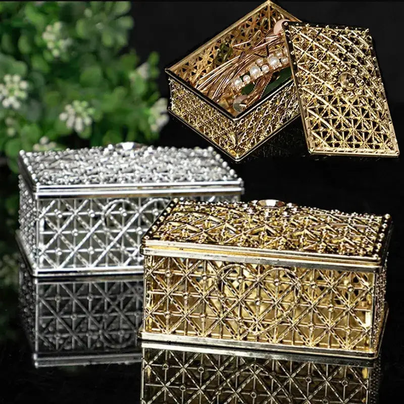 2 Pcs Mini Treasure Storage Jewelry Boxes Silver Color Hollow Flower Pattern Case For Necklace Earrings Ring